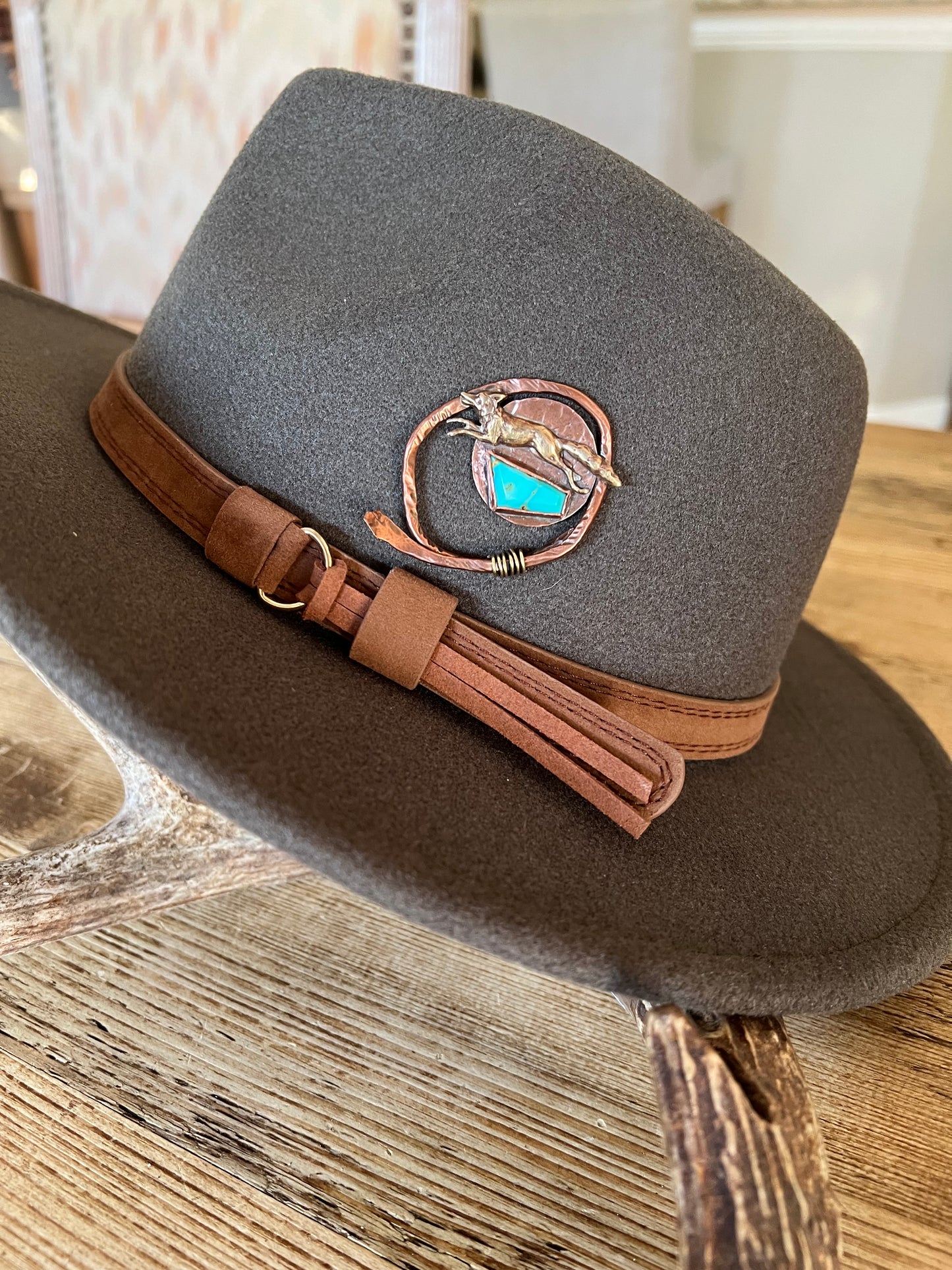 Fox Hat pin