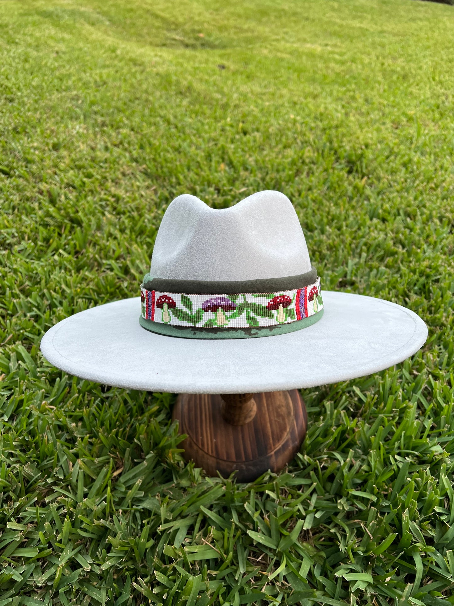 Mushroom hat band